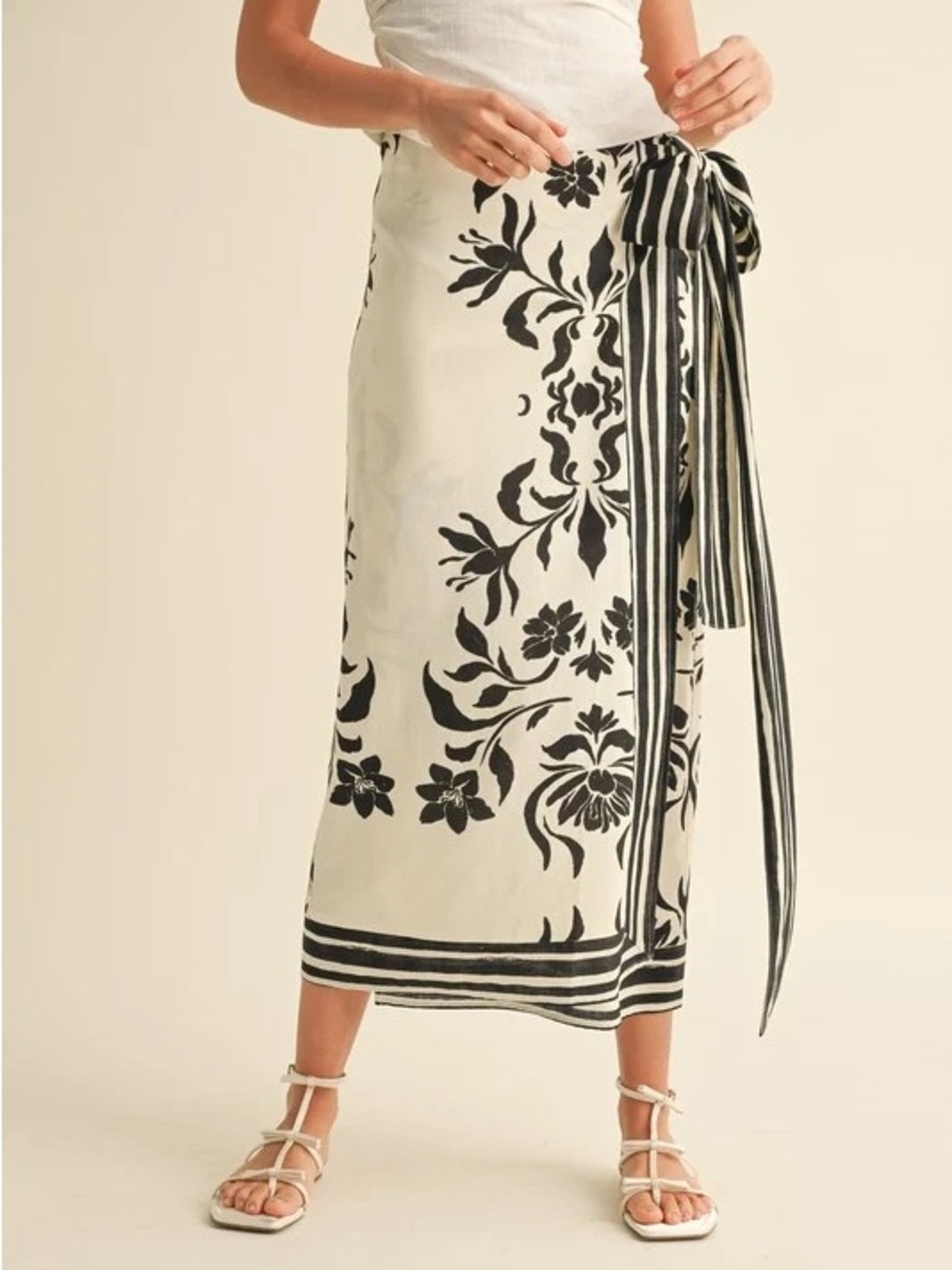 Miou Muse Linen Blend Floral Wrap Midi Skirt | Brown / Ivory Floral | Large
